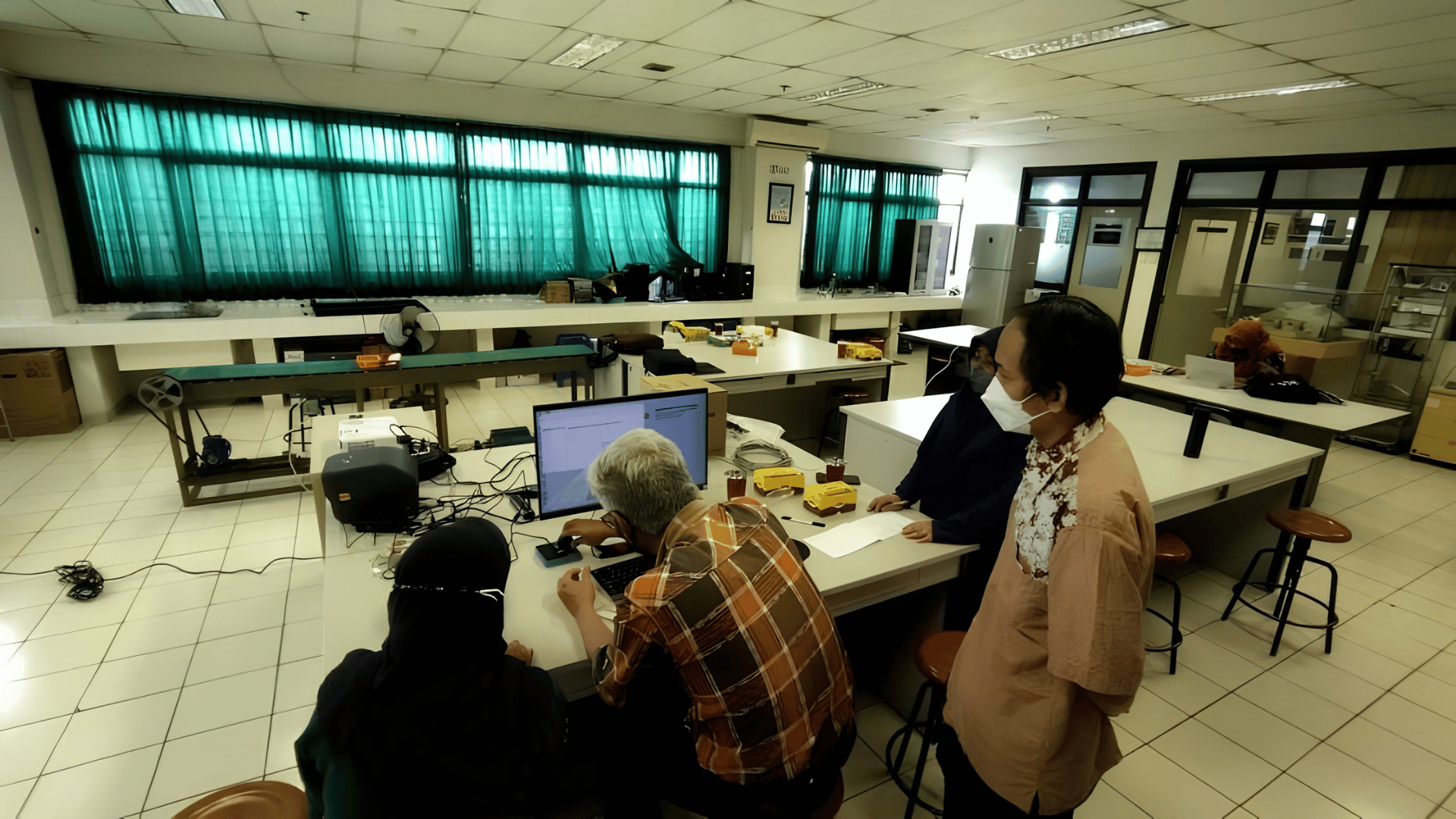 Sistem Praktikum Pergudangan
