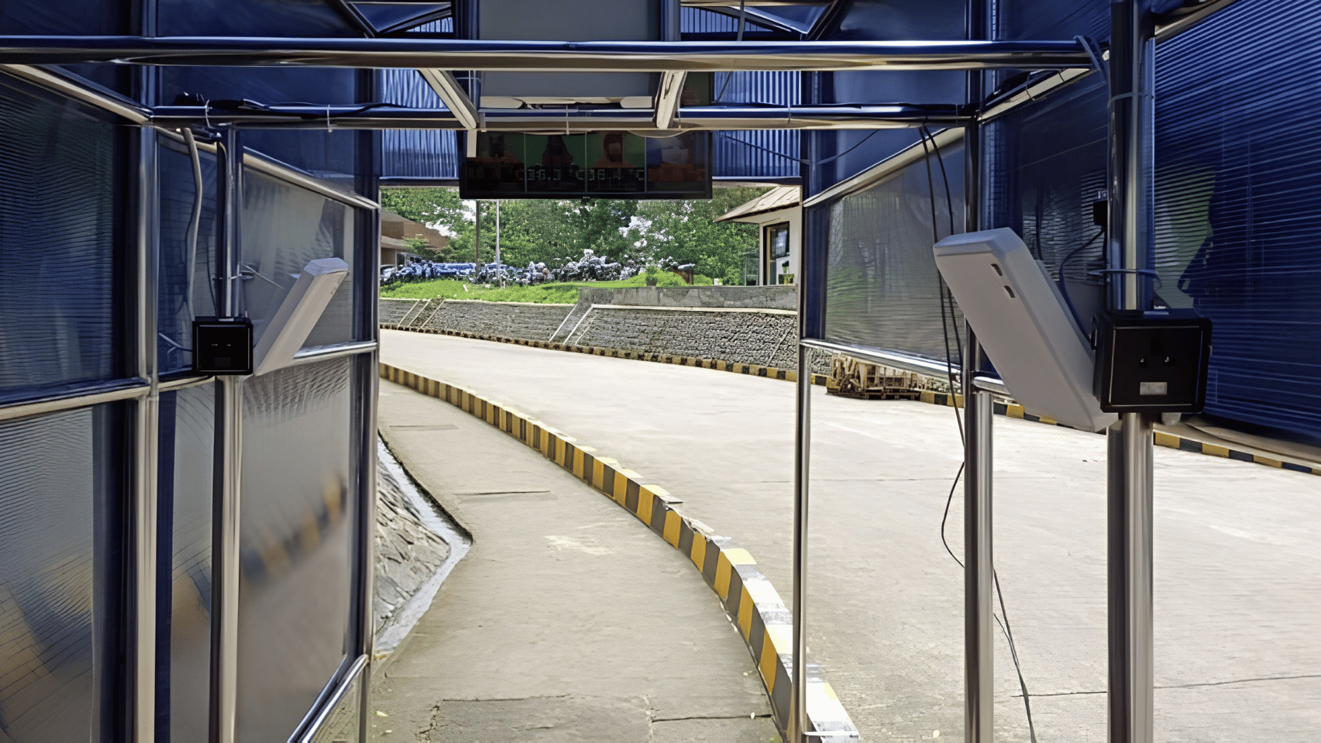 Presensi Karyawan (Seamless Time Attendance)