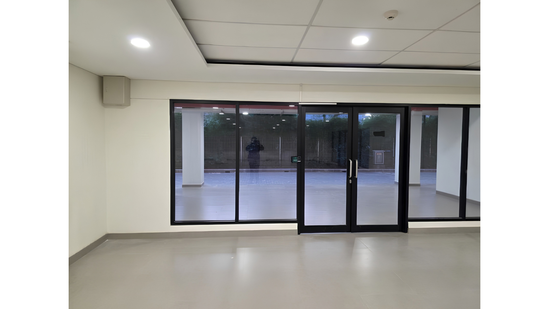 Kendali Akses Pintu